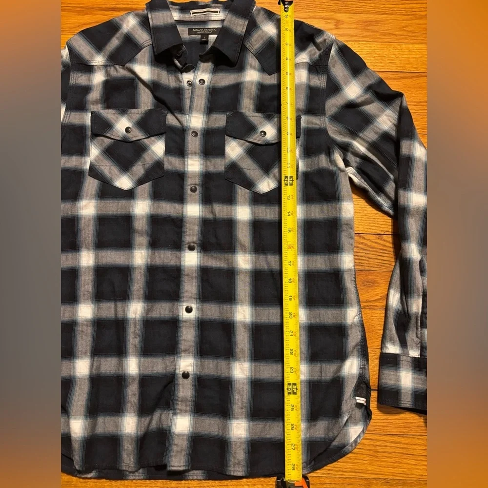 Banana Republic Men's Black & White Plaid Button-Down Shirt